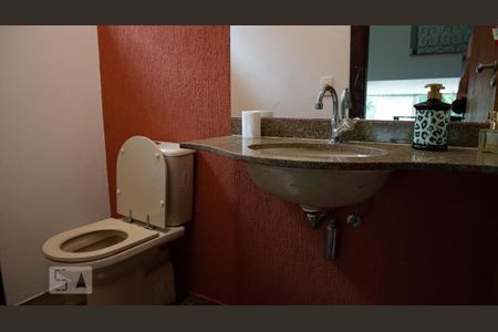 Casa à venda com 280m², 3 quartos e 6 vagasLavabo