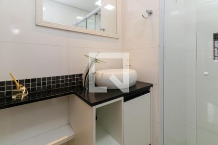 Apartamento para alugar com 64m², 2 quartos e 1 vaga Apartamento para alugar com 64m², 2 quartos e 1 vagaBanheiro