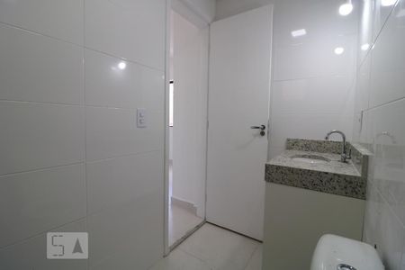 Banheiro de apartamento para alugar com 1 quarto, 25m² em Vila Bela, São Paulo