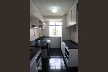 Apartamento à venda com 45m², 2 quartos e 1 vagaCozinha