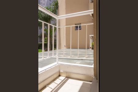 Varanda de apartamento para alugar com 2 quartos, 50m² em Jardim Alzira, São Paulo