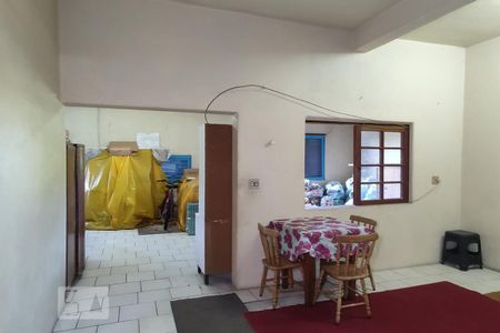 Casa à venda com 287m², 5 quartos e 2 vagas Casa à venda com 287m², 5 quartos e 2 vagasCozinha