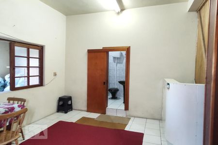 Casa à venda com 287m², 5 quartos e 2 vagas Casa à venda com 287m², 5 quartos e 2 vagasCozinha