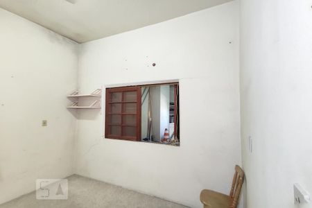 Casa à venda com 287m², 5 quartos e 2 vagas Casa à venda com 287m², 5 quartos e 2 vagasQuarto 5