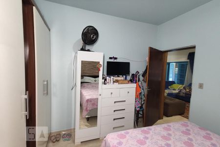 Casa à venda com 287m², 5 quartos e 2 vagas Casa à venda com 287m², 5 quartos e 2 vagasQuarto 3