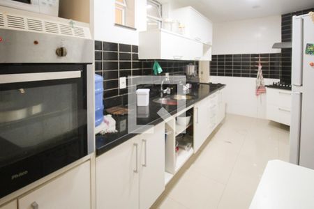 Apartamento à venda com 117m², 3 quartos e 1 vagaCozinha