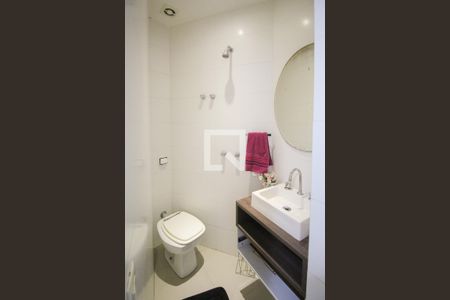 Apartamento à venda com 117m², 3 quartos e 1 vagaBanheiro da Suíte 2