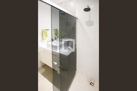 Apartamento à venda com 117m², 3 quartos e 1 vagaBanheiro Social