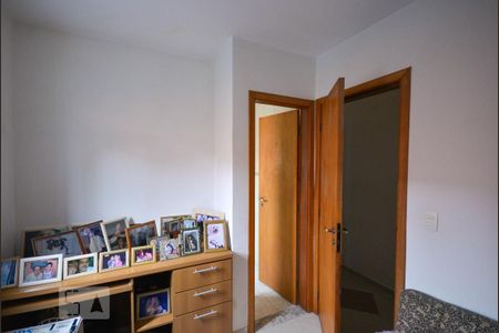 Casa à venda com 179m², 3 quartos e 4 vagas Casa à venda com 179m², 3 quartos e 4 vagasQuarto 2