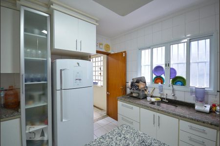 Casa à venda com 179m², 3 quartos e 4 vagas Casa à venda com 179m², 3 quartos e 4 vagasCozinha
