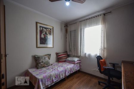 Apartamento à venda com 195m², 4 quartos e 2 vagasQuarto 03