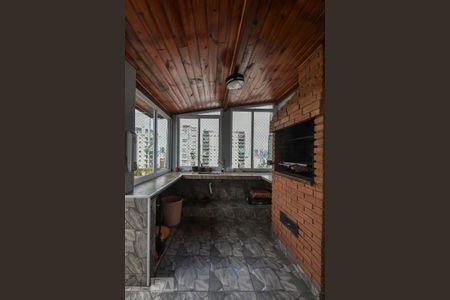 Apartamento à venda com 195m², 4 quartos e 2 vagasVaranda gourmet Cobertura