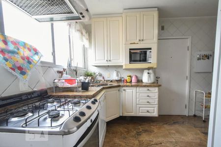 Apartamento à venda com 195m², 4 quartos e 2 vagasCozinha