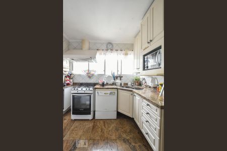 Apartamento à venda com 195m², 4 quartos e 2 vagasCozinha