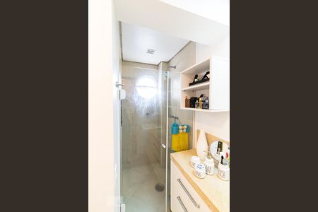 Apartamento para alugar com 78m², 2 quartos e 1 vaga Apartamento para alugar com 78m², 2 quartos e 1 vagaBanheiro da Suíte