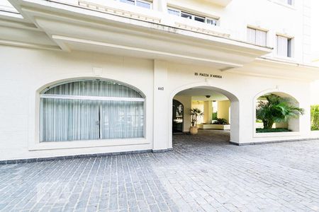 Apartamento para alugar com 78m², 2 quartos e 1 vaga Apartamento para alugar com 78m², 2 quartos e 1 vagaFachada