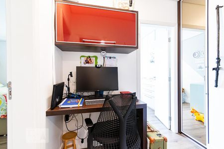 Apartamento para alugar com 78m², 2 quartos e 1 vaga Apartamento para alugar com 78m², 2 quartos e 1 vagaEscritório