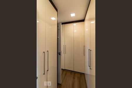 Apartamento para alugar com 78m², 2 quartos e 1 vaga Apartamento para alugar com 78m², 2 quartos e 1 vagaCloset