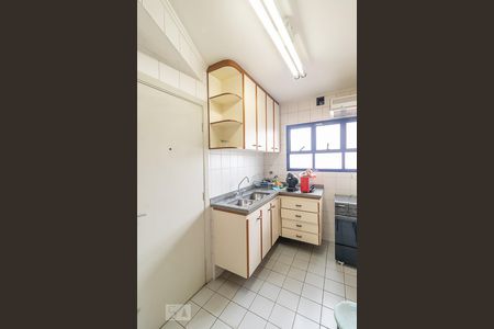 Apartamento à venda com 96m², 3 quartos e 2 vagas Apartamento à venda com 96m², 3 quartos e 2 vagasCozinha