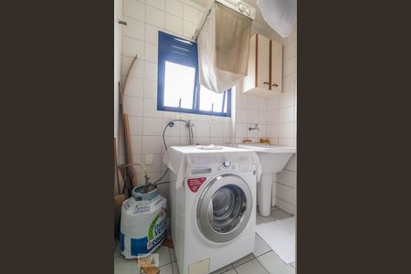 Apartamento à venda com 96m², 3 quartos e 2 vagas Apartamento à venda com 96m², 3 quartos e 2 vagasÁrea de serviço