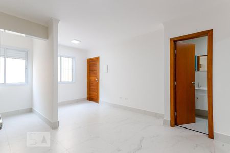 Sala e Cozinha de apartamento para alugar com 1 quarto, 38m² em Vila Mazzei, São Paulo