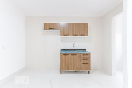 Sala e Cozinha de apartamento para alugar com 1 quarto, 38m² em Vila Mazzei, São Paulo