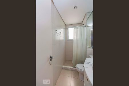 Banheiro  de apartamento para alugar com 1 quarto, 44m² em Petrópolis, Porto Alegre