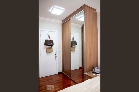 Apartamento à venda com 120m², 3 quartos e 2 vagasSuíte 1