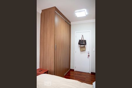 Apartamento à venda com 120m², 3 quartos e 2 vagasSuíte 1