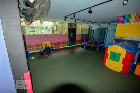 Apartamento à venda com 106m², 3 quartos e 1 vaga Apartamento à venda com 106m², 3 quartos e 1 vagaPlayground