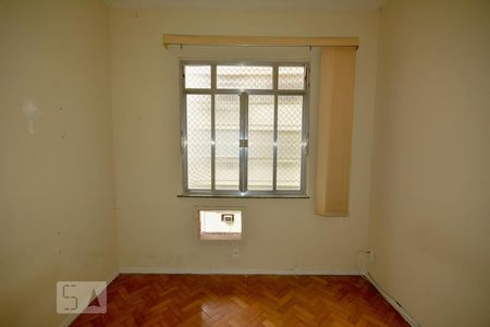 Apartamento à venda com 106m², 3 quartos e 1 vaga Apartamento à venda com 106m², 3 quartos e 1 vagaQuarto 2