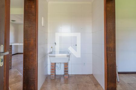 Casa à venda com 267m², 4 quartos e 4 vagas Casa à venda com 267m², 4 quartos e 4 vagasCozinha e Área de Serviço