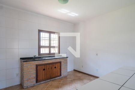 Casa à venda com 267m², 4 quartos e 4 vagas Casa à venda com 267m², 4 quartos e 4 vagasCozinha e Área de Serviço