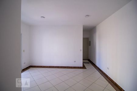Sala de apartamento para alugar com 3 quartos, 90m² em Vila Antonieta, São Paulo