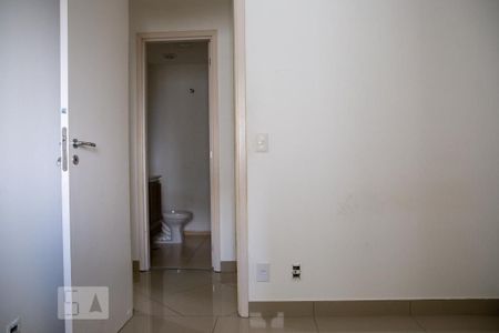 Apartamento à venda com 92m², 3 quartos e 2 vagas Apartamento à venda com 92m², 3 quartos e 2 vagasQuarto