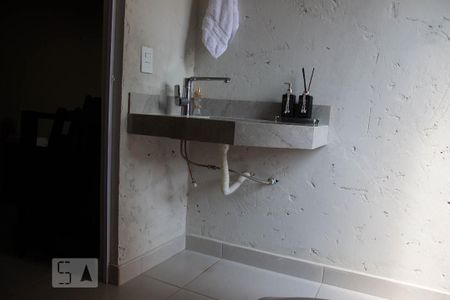 Casa à venda com 180m², 3 quartos e 2 vagasedicula