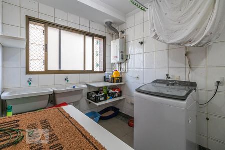 Apartamento à venda com 285m², 4 quartos e 4 vagas Apartamento à venda com 285m², 4 quartos e 4 vagasÁrea de Serviço