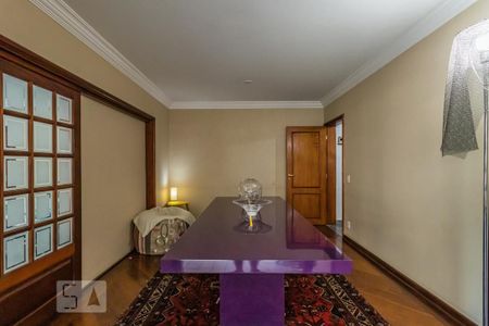 Apartamento à venda com 285m², 4 quartos e 4 vagas Apartamento à venda com 285m², 4 quartos e 4 vagasSala de Jantar