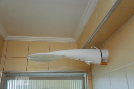 Apartamento à venda com 104m², 2 quartos e 1 vaga Apartamento à venda com 104m², 2 quartos e 1 vagaBanheiro Social