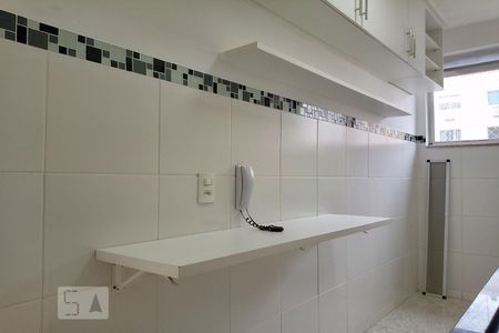 Apartamento à venda com 50m², 2 quartos e 1 vaga Apartamento à venda com 50m², 2 quartos e 1 vagaCozinha - Armários