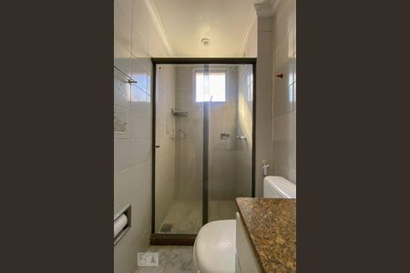 Apartamento à venda com 64m², 2 quartos e 1 vaga Apartamento à venda com 64m², 2 quartos e 1 vagaBanheiro