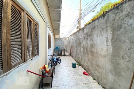 Casa à venda com 189m², 3 quartos e 2 vagasCorredor