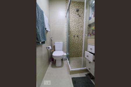 Apartamento à venda com 63m², 3 quartos e 1 vaga Apartamento à venda com 63m², 3 quartos e 1 vagaBanheiro Social