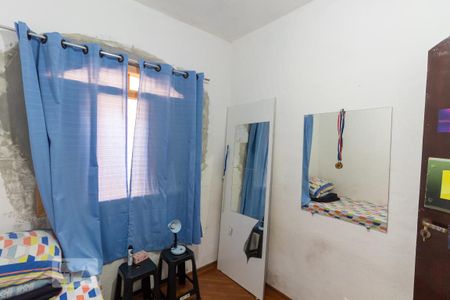 Casa à venda com 262m², 4 quartos e 8 vagas Casa à venda com 262m², 4 quartos e 8 vagasQuarto 4