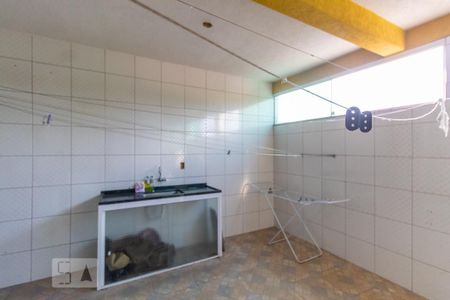 Casa à venda com 262m², 4 quartos e 8 vagas Casa à venda com 262m², 4 quartos e 8 vagasárea de serviço