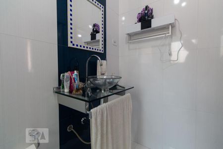 Casa à venda com 292m², 4 quartos e 3 vagas Casa à venda com 292m², 4 quartos e 3 vagasBanheiro do quarto 2