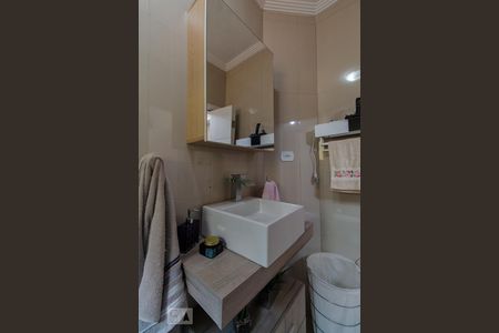 Casa à venda com 292m², 4 quartos e 3 vagas Casa à venda com 292m², 4 quartos e 3 vagasBanheiro