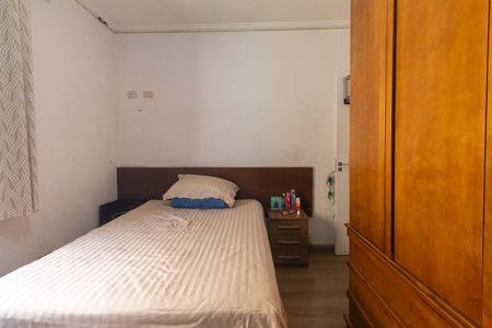 Casa à venda com 292m², 4 quartos e 3 vagas Casa à venda com 292m², 4 quartos e 3 vagasQuarto 2