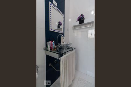 Casa à venda com 292m², 4 quartos e 3 vagas Casa à venda com 292m², 4 quartos e 3 vagasBanheiro do quarto 2