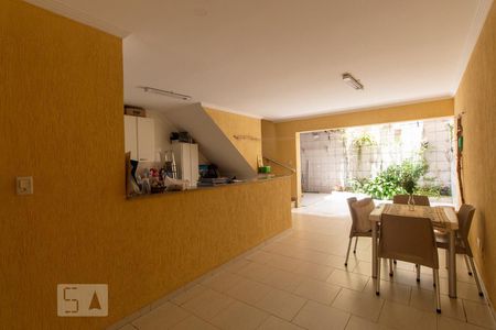Casa à venda com 292m², 4 quartos e 3 vagas Casa à venda com 292m², 4 quartos e 3 vagasGaragem